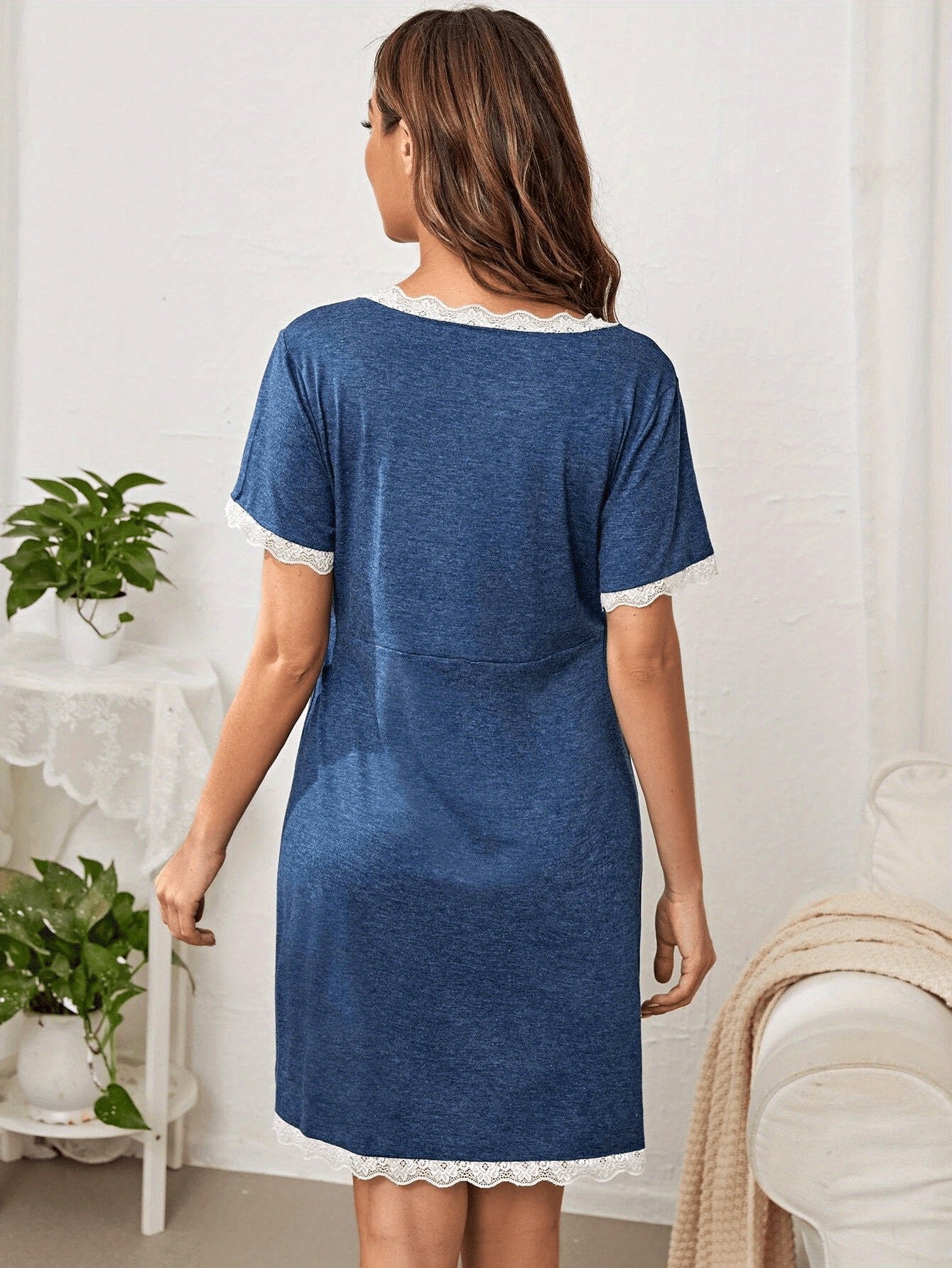 Relaxed Fit A-Line Silhouette for Growing Bump - Comfortable Maternity Dress - Fanghuang