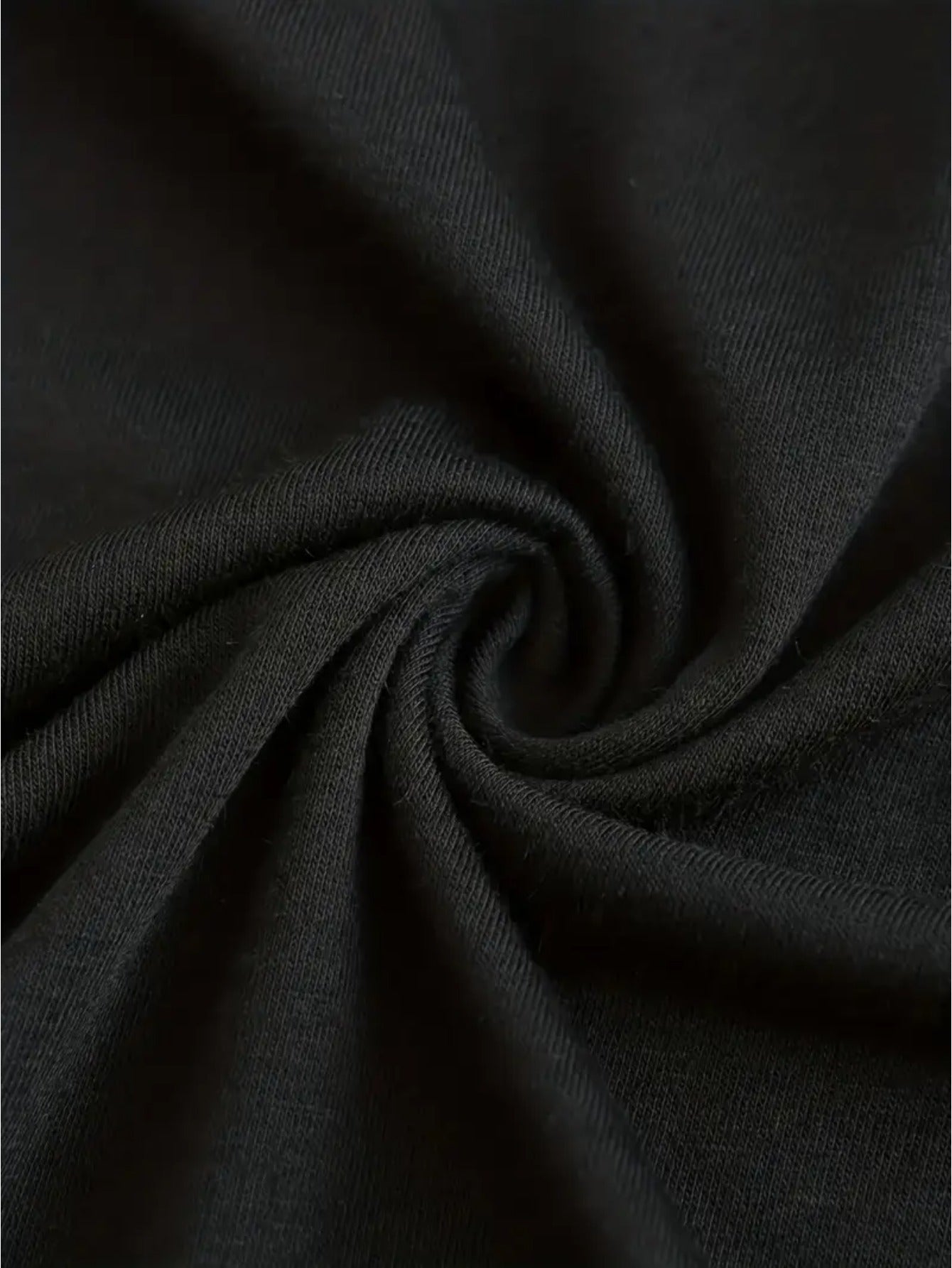 Comfortable Black Short Sleeve Maternity Shirt for Pregnancy Photoshoot - Cute and Stretchy Style - Fanghuang