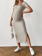 Ultra-Stretchy Fabric Detail of Maternity Hip-Hugging Dress - Flexible Fit for All Pregnancy Stages - Fanghuang