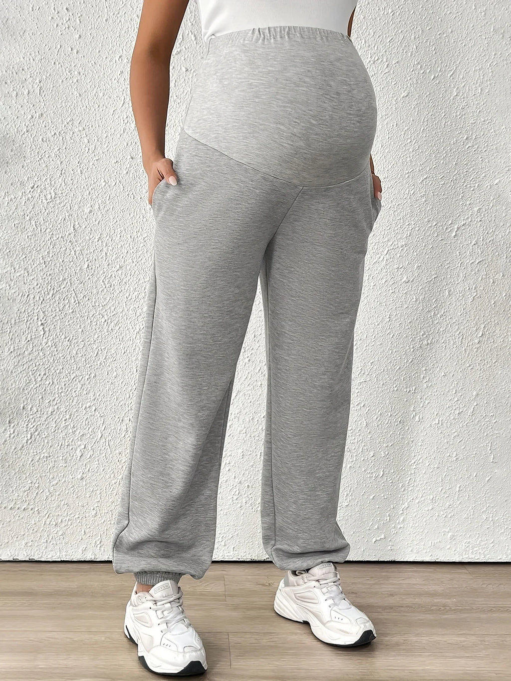 Elastic Ankle Cuffs on Maternity Sweatpants - Stylish Cropped Length for Summer Comfort - Fanghuang